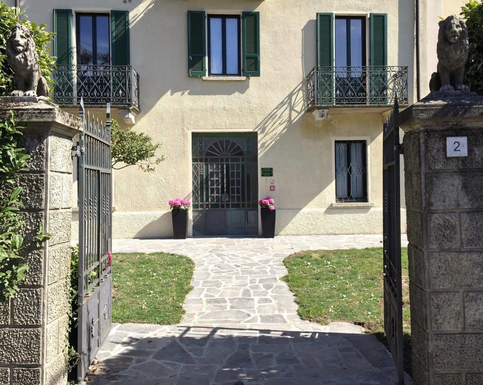 Hotel Villa San Fedele San Fedele Intelvi Exterior photo